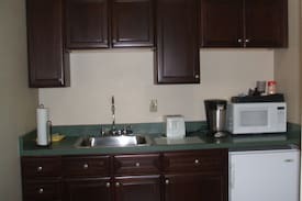 Watertown Apartment | The Depot Square Inn - Room 527