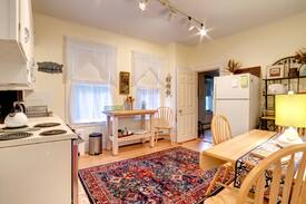 Camden Apartment | Porch Suite of Green Gables Inn