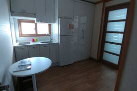 Manchon-dong Apartment | 4인침대 동대구역과 삼성라이온즈파크 야구장(중간)근처(302호) 대구 수성구 동구