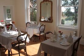 Shrewsbury Bed & Breakfast | Twin room 5 in Beautiful Bed and Breakfast