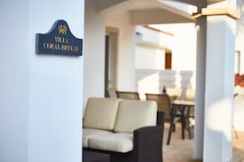 Pegeia Villa | Вилла у моря Coral Breeze Coral Bay village 12