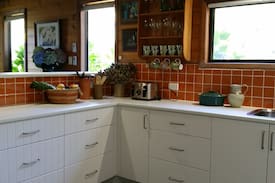 Sisters Beach House | Platypus Chalet