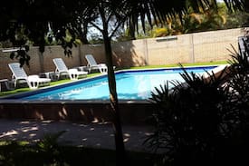 San Bernardino Cabin | CASA QUINTA CON PISCINA, CANCHA DE FÚTBOL, QUINCHO