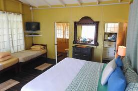 Parlatuvier Cabin | Charming Parlatuvier BAY COTTAGE is all you need!