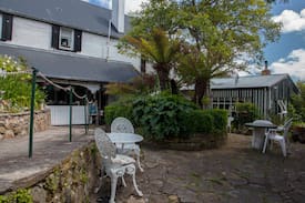 New Norfolk Bed & Breakfast | Old Colony Inn
