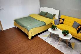 Longhua District Apartment | 追梦精品人公寓