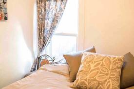Troy Apartment | Comfy, private room in Troy