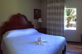 San Pedro Hostel | Hotel on the Beach, not all rooms offer beach view
