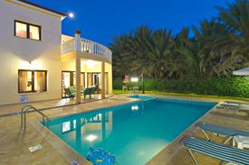 Argaka Villa | Argaka Beach Villas - Private Pool -Sea Views Wifi
