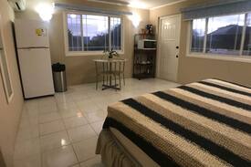 Oranjestad Hostel | Local Experience