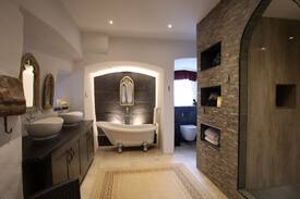 Gourock Bed & Breakfast | Castle Levan B&B, Historic Scottish Castle
