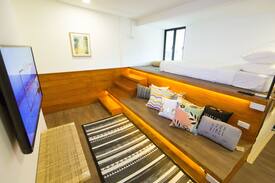 Ratchathewi House | R4 ★Glass House★ 1m to Airp train, 5m to Platinum
