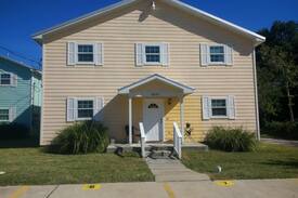 Bacliff Apartment | Ross Unit #6