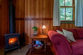 Mount Glorious House | Luxury Mount Glorious rainforest studio