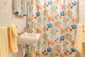 Camden Apartment | Porch Suite of Green Gables Inn