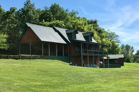 Jasper Cabin | A Nesting Place