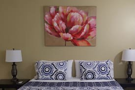 Couva House | Casa Serena - Relaxing, private, family friendly!