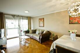 Split Apartment | APARTMENT COTA FOR 4+1