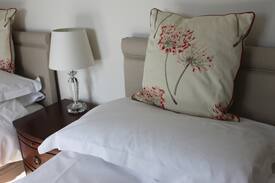 Shrewsbury Bed & Breakfast | Twin room 5 in Beautiful Bed and Breakfast
