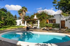 Santa Eulalia del Rio House | Lovely Can Cozy in Cala Llonga 15M from Ibiza Town