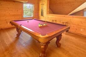 Pittman Center Cabin | "Endless View" 1 Bedroom 2 Bath Amazing Views Wifi