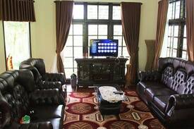 Cisarua Villa | Villa Ipeh Puncak