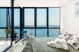 Southport Apartment | Breathtaking Ocean View Apt in Southport