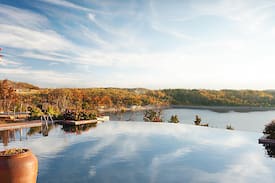 Ridgedale Resort | The Cliffs at Long Creek: Presidential Suite