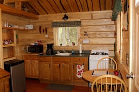 Sutton Cabin | Homestead Guest Cabins