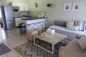 Gonubie Apartment | 5 Gonubie Sands
