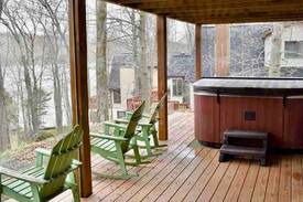 Lake Ariel Cabin | LAKEFRONT Cabin in The Poconos! Hot Tub & Hideout