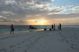 Kudahuvadhoo Bed & Breakfast | Feeni Inn, Dh. Kudahuvadho / Maldives