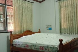 Srinagarindra House | บ้านเชิงเขาโฮมสเตย์