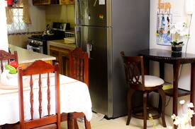 West Cumberland House | Beautiful Portmore Oasis.