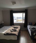 Stykkisholmur House | Höfði guesthouse, room for 3 people w/breakfast