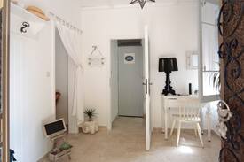San Faustino-Madonnina-Quattroville Bed & Breakfast | L'Uveto (stanza "Orto") nel cuore di Modena