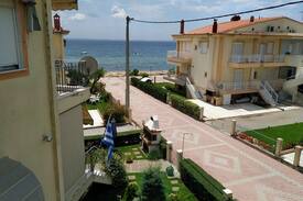 Gerakini Apartment | Seaside Apartment 10m from Beach, WiFi & Parking