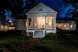 Monroe Bed & Breakfast | Logtown Plantation by Jase & Missy Robertson