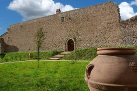 Valtopina Apartment | Castello di Gallano - Appartamento per 6 Persone
