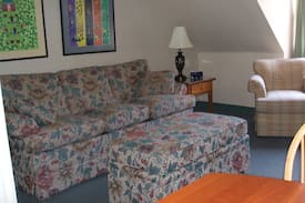 Watertown Apartment | The Depot Square Inn - Room 527