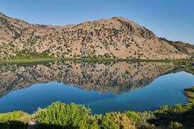 Georgioupolis Villa | Spacious Getaway by Lake Kournas ★