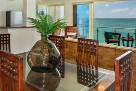 Grand Case Apartment | Two bedroom apartment directly on the beach of Grand Case Center St Martin