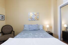 Columbia Heights Apartment | Cozy studio apt, Great Location!