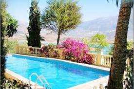 Vinuela Villa | Casa Perla - Los Castillejos