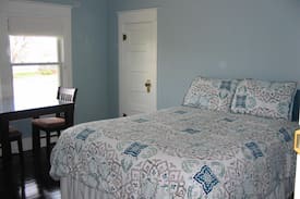 Hugo House | Hugo Railroad Manor