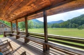 Bryson City Cabin | Smoky Mountain Retreat - Authentic Log Cabin #2