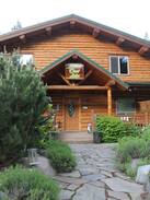 Troy House | Kootenai Crest Lodge - Riverside Elegance