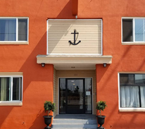 Harbor Hostel | Private room in Boutique Hostel/Inn Shared Baths