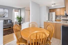 Whitby House | Amazing Home for all Guests(Long Term & ShortT)