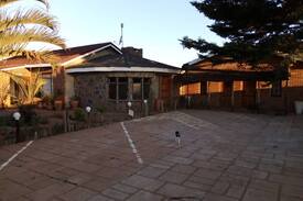 Palapye Bed & Breakfast | Belle Vue Bed and Breakfast